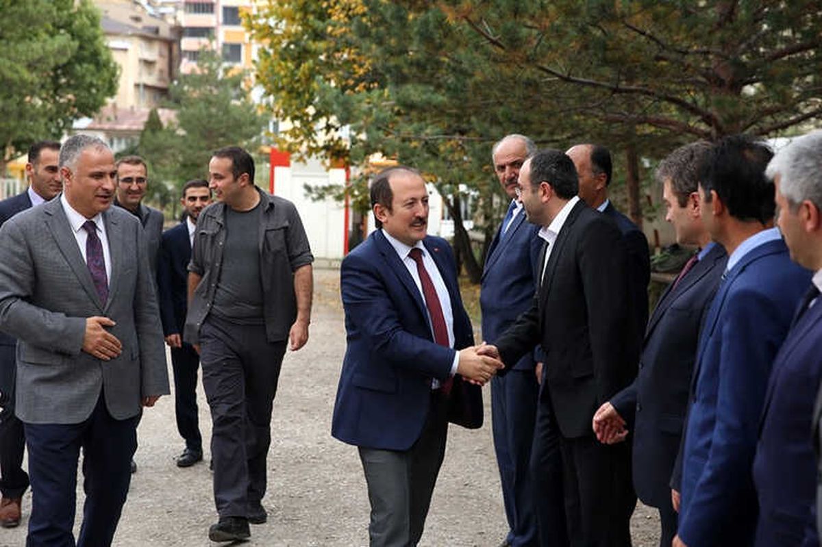 Vali Pehlivan\'dan İl Milli Eğitim Müdürlüğü\'ne Ziyaret
