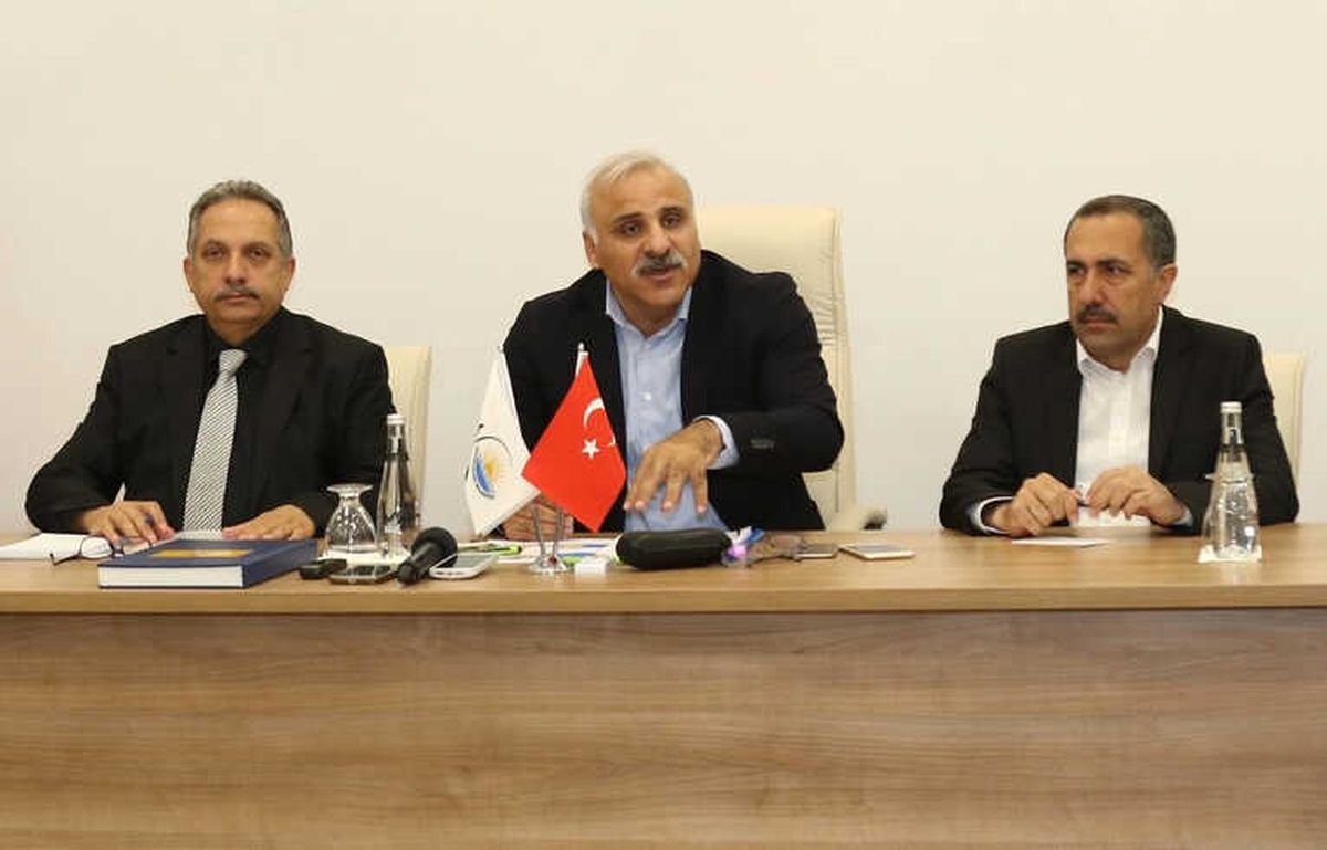 Vali Zorluoğlu\'dan \'Park Avm\' Açıklaması