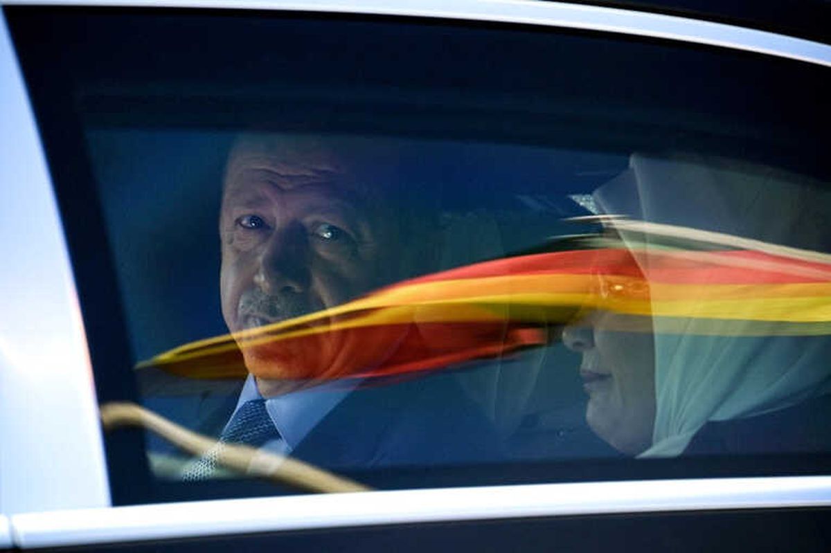 Almanya\'da Cumhurbaşkanı Erdoğan\'a Sıcak Karşılama