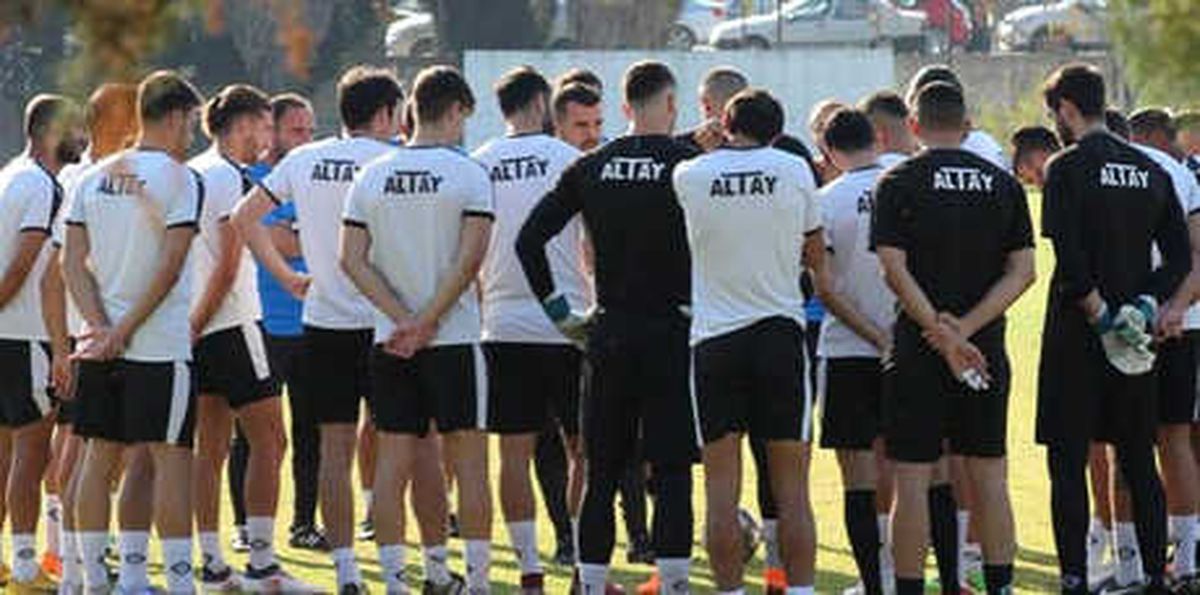 Altay\'ın Yedekleri Sınıfı Geçti