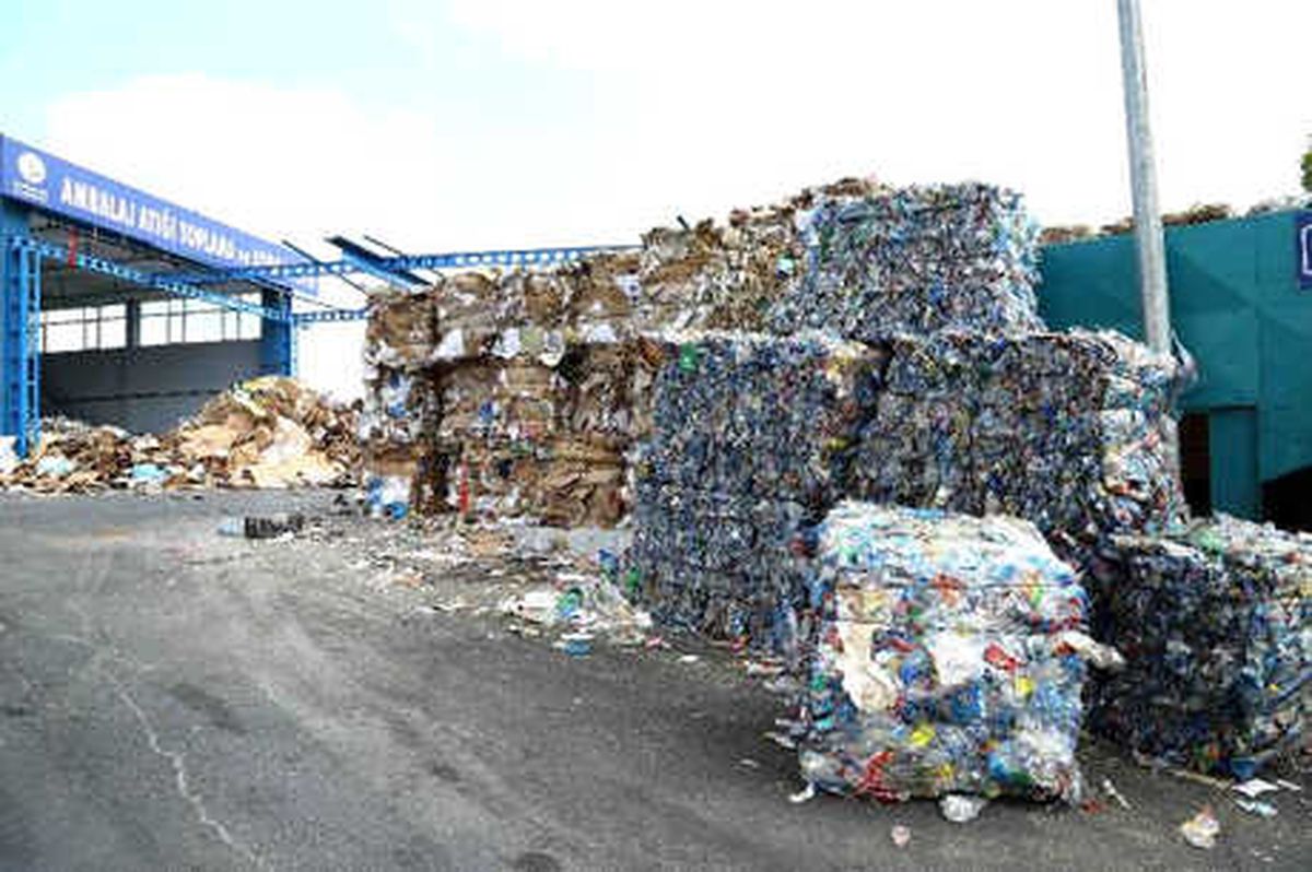 Bağcılar\'da 8 Ayda, 7 Bin 504 Ton Atık Kağıt Geri Kazandırıldı