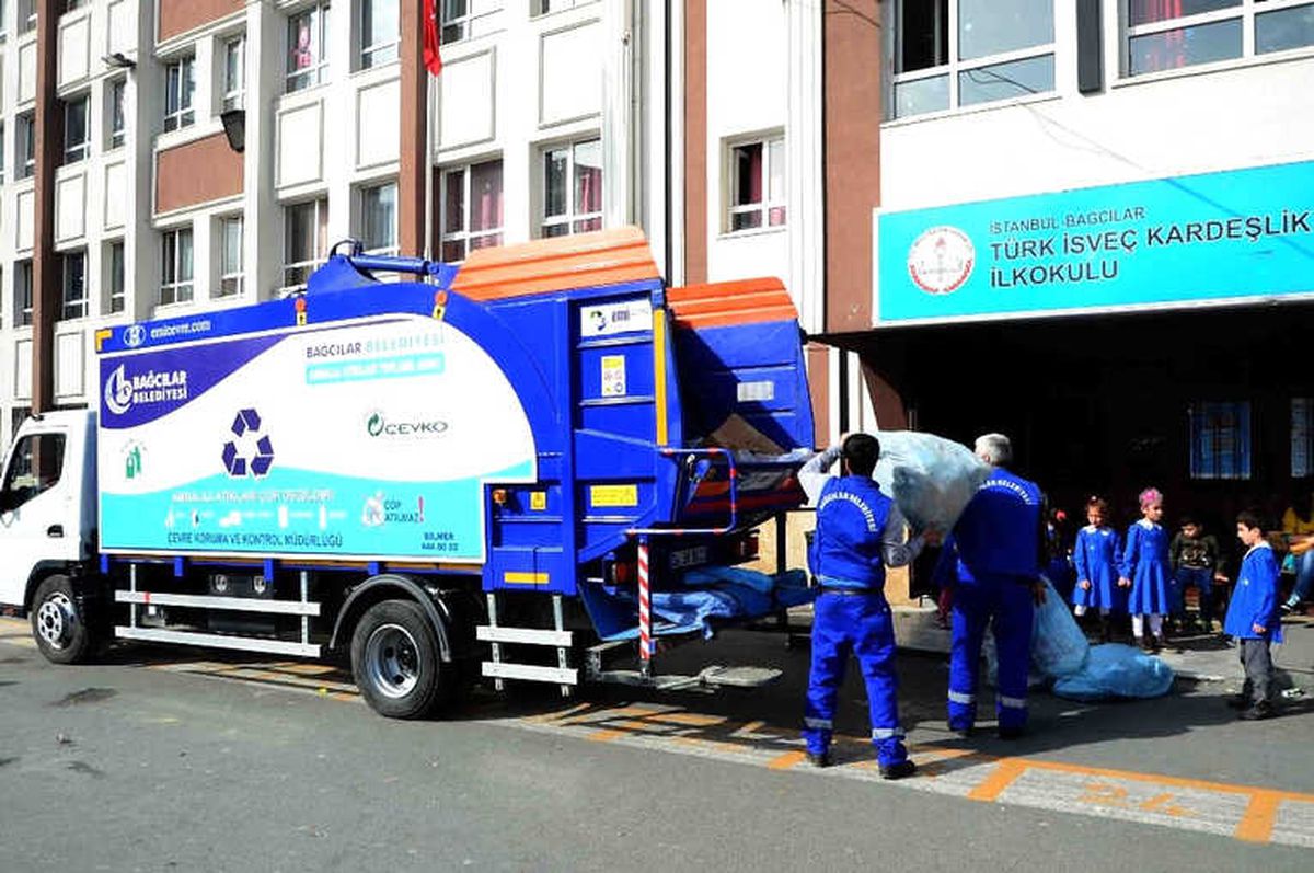 Bağcılar\'da 8 Ayda, 7 Bin 504 Ton Atık Kağıt Geri Kazandırıldı