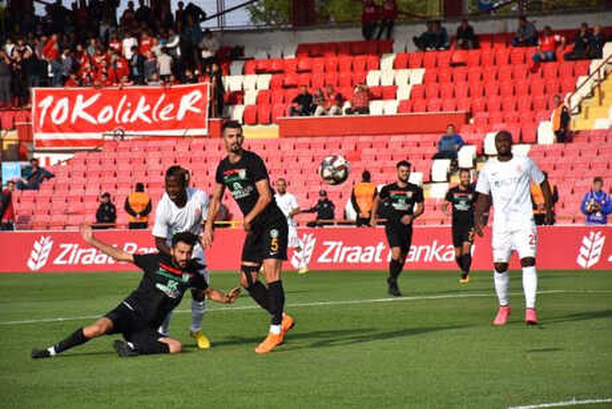 Balıkesirspor Baltok - Amed Sportif Faaliyetler: 5-0