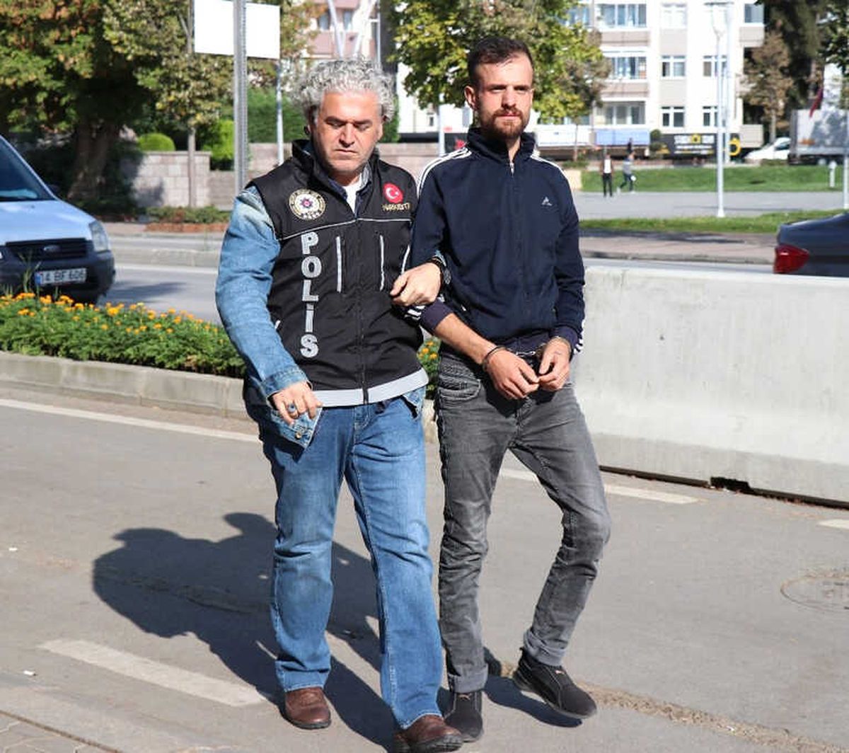 Bolu\'da 710 Gram Esrar Ele Geçirildi