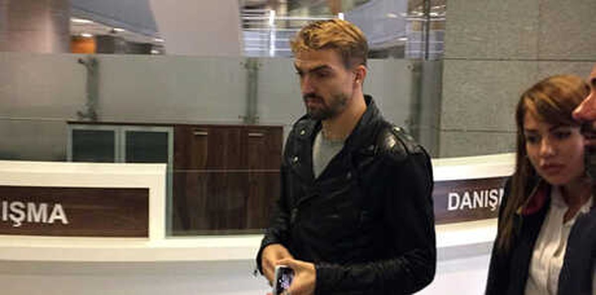 Caner Erkin, Mete Kalkavan\'a Küfür Davasında Hakim Karşısında