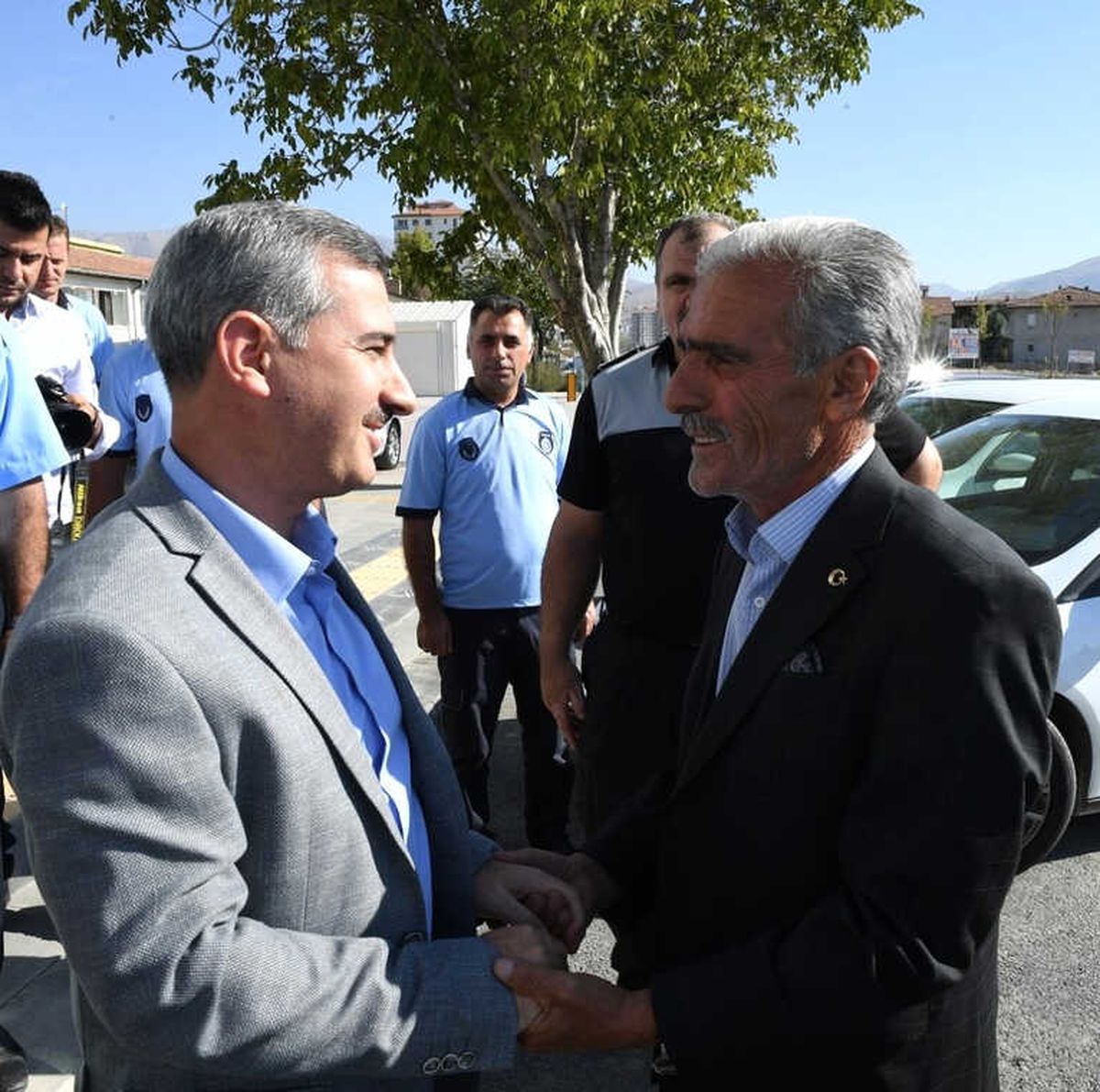 Çınar, Fethi Sekin\'in Babasını Ağırladı