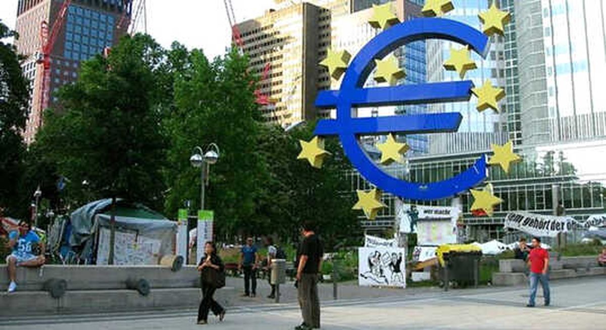 Ecb\'den Küresel Ekonomi Açıklaması