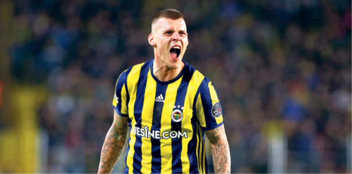 Fenerbahçe\'nin Slovak Oyuncusu Martin Skrtel, 12 Gün Sahalardan Uzak Kalacak