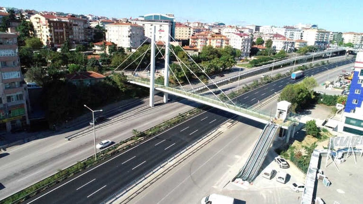 Gebze\'deki Köprüyle Yayalar Daha Güvende Olacak