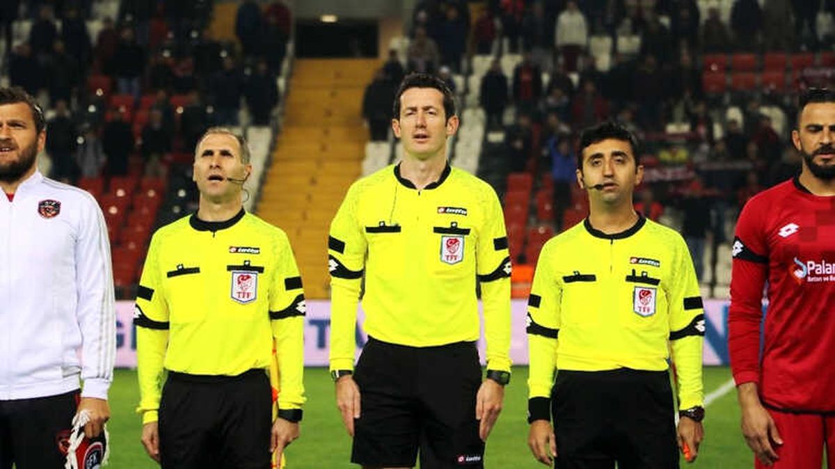 Hakem Tugay Kaan Numanoğlu\'nun İlk Süper Lig Maçı