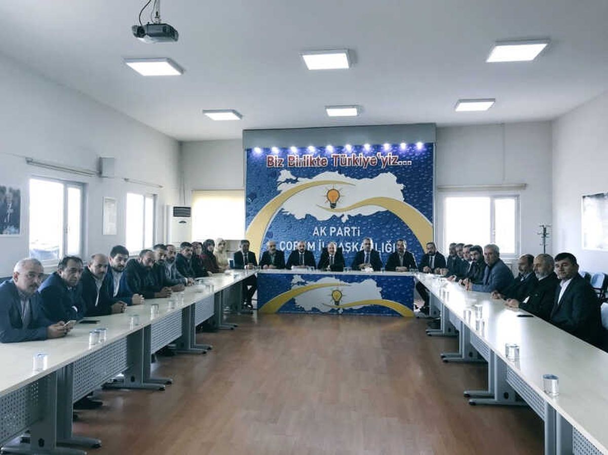 Karadağ\'dan Teşkilatlarla İstişare Toplantısı