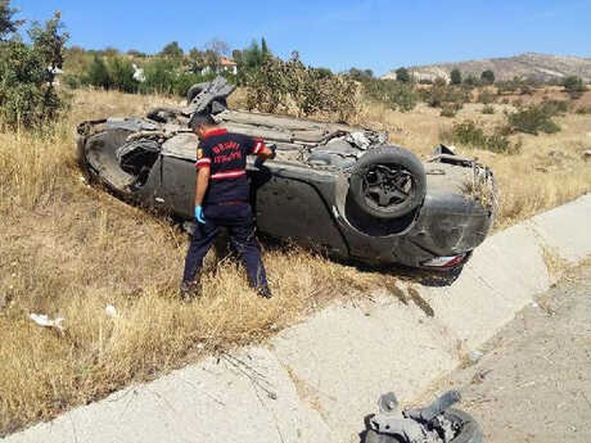 Otomobil Şarampole Devrildi: 6 Yaralı
