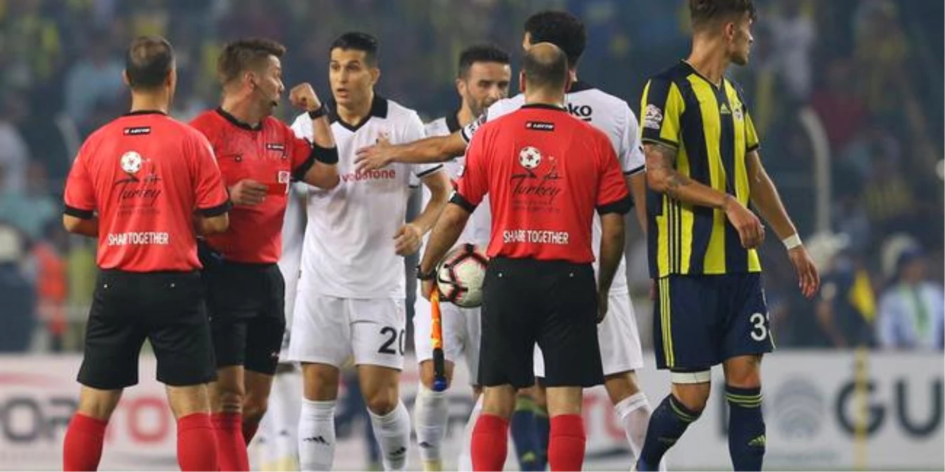 Profesyonel Futbol Disiplin Kurulu, Beşiktaş ve Fenerbahçe\'ye Para Cezası Verdi