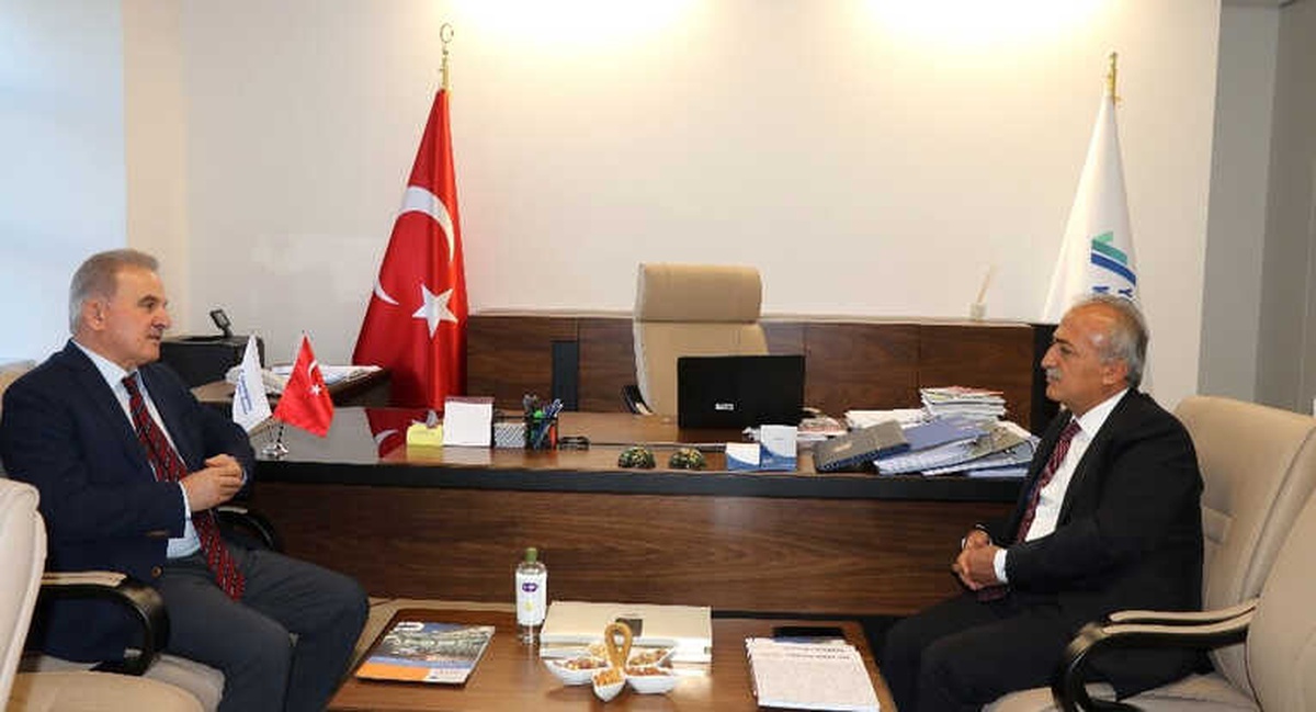 Rektör Çomaklı\'dan Tübitak ve YÖK Kalite Kuruluna Ziyaret