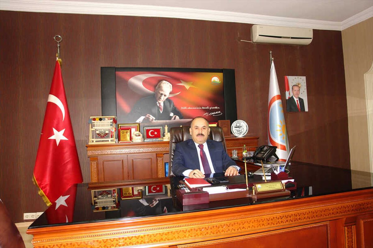 Sivas\'ta Büyükbaş Hayvanlara Şap Aşısı