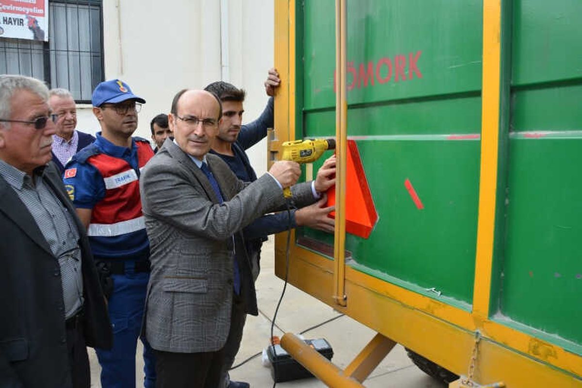Söke\'de Tarım Araçlarının Görünürlüğüne Bir Kez Daha Dikkat Çekildi