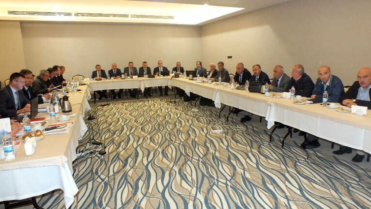 Trabzon Orman Bölge Müdürlüğü\'nün Değerlendirme Toplantısı Gümüşhane\'de Yapıldı