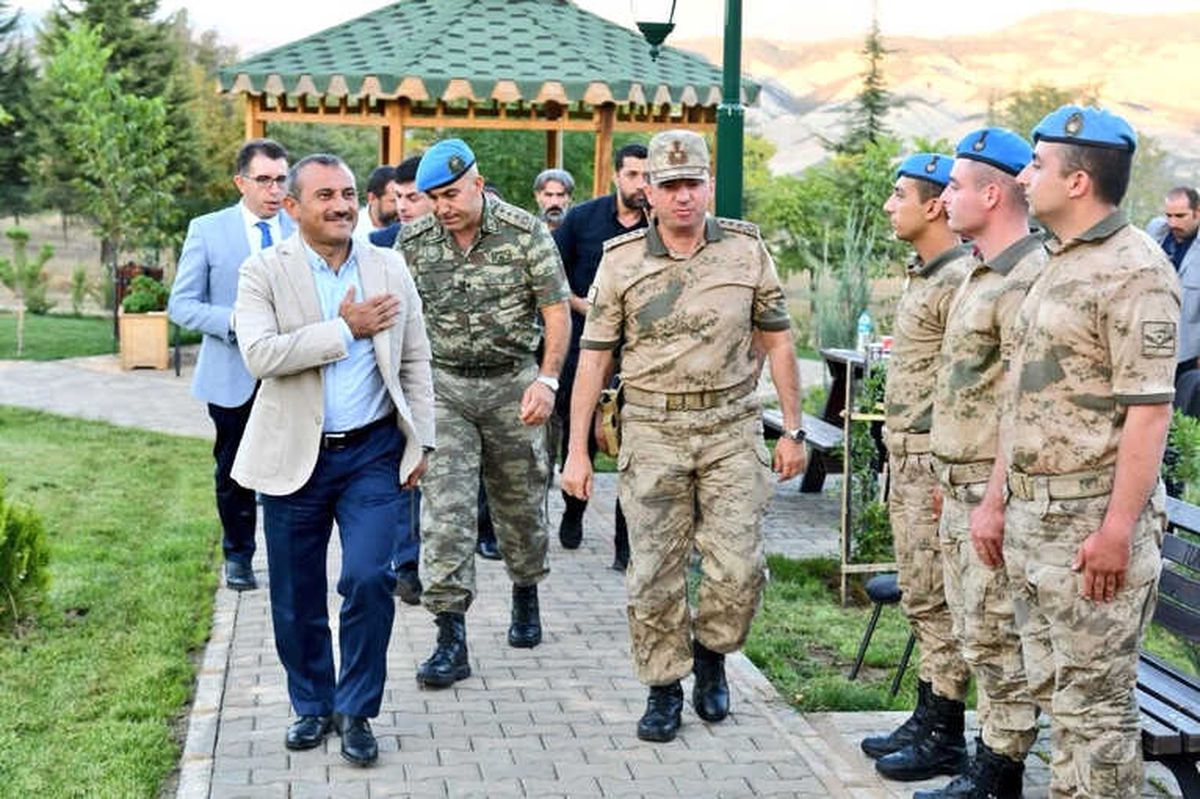 Tunceli\'de Şehit Binbaşı Güzel\'in Anısına "Yavuzlar Özel Harekat Şehitler Parkı" Açıldı