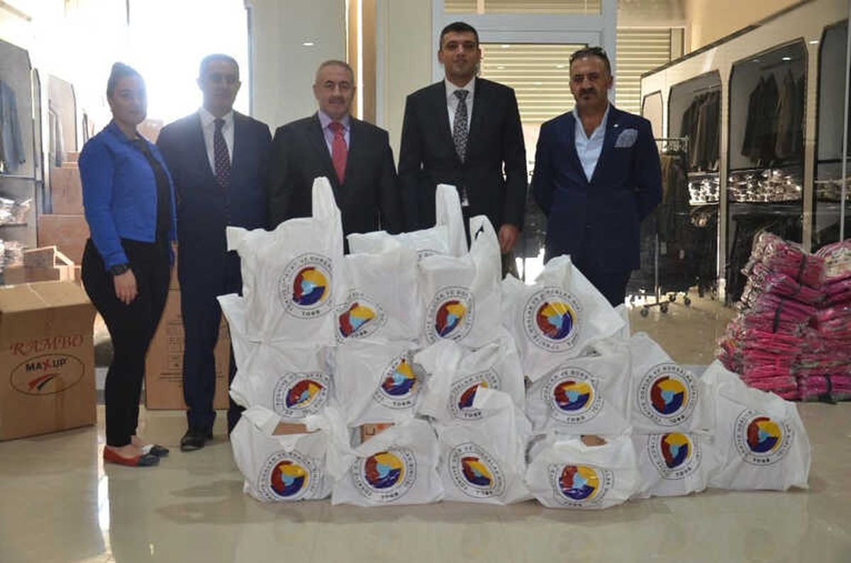 Yütso\'dan 800 Öğrenciye Ayakkabı Yardımı