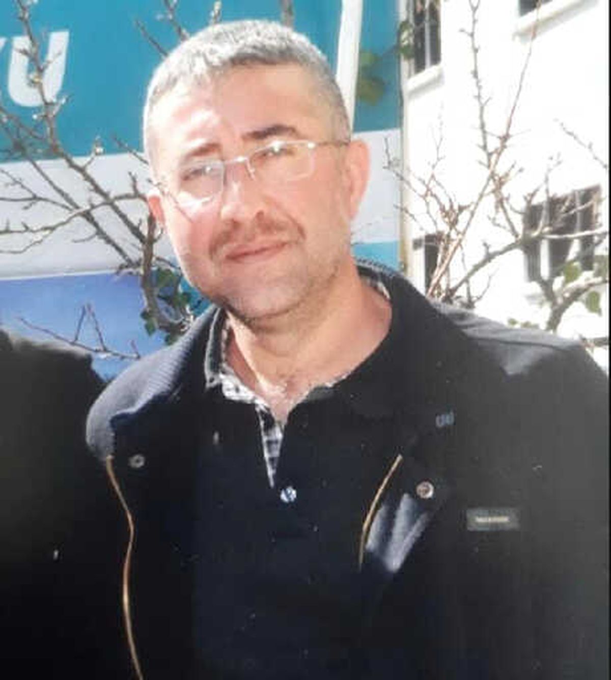 6 Gündür Kayıp Yıldız, Define Arıyormuş