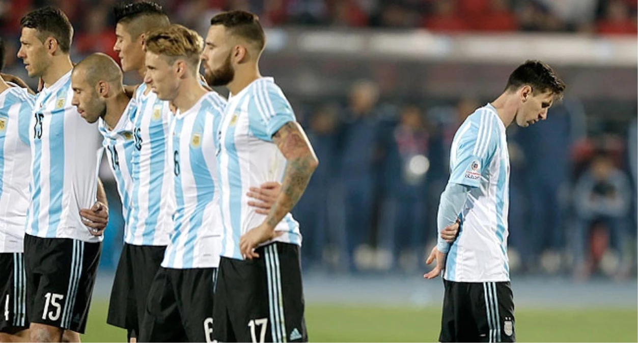 Barcelona\'nın Yıldız Oyuncusu Lionel Messi, Arjantin Milli Takımına Çağrılmadı