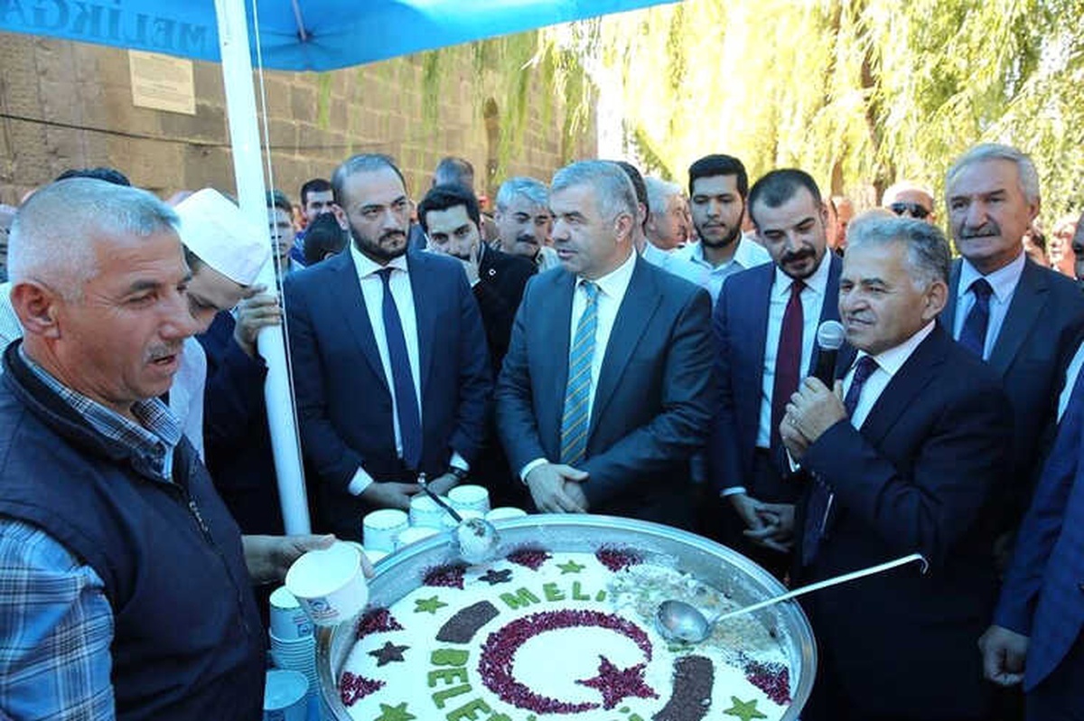 Başkan Büyükkılıç ile Çelik; Filintanın Konağı ile Bozatlı Paşa Narlı Mescidinde İncelemelerde...