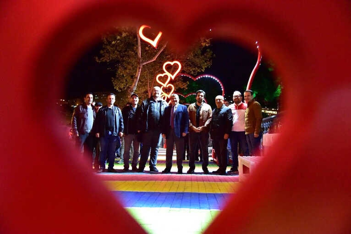 Bilecik\'teki Sevgi Yolu\'na Genç Aşıkların Büyük İlgisi