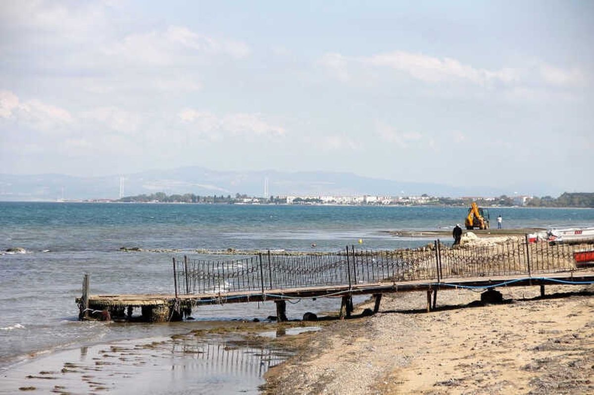 Deniz Suyu Çekildi, Vatandaşlar Deprem Sinyali Zannetti