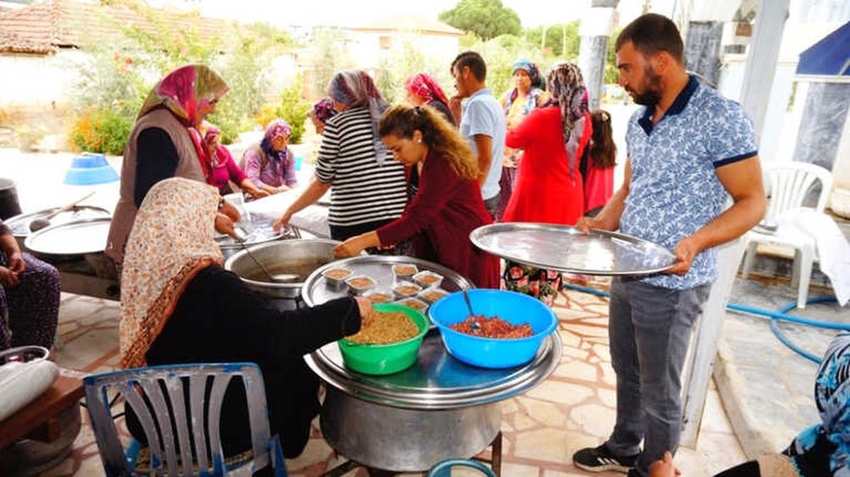 Emcelli Halkından Ortak Hayır
