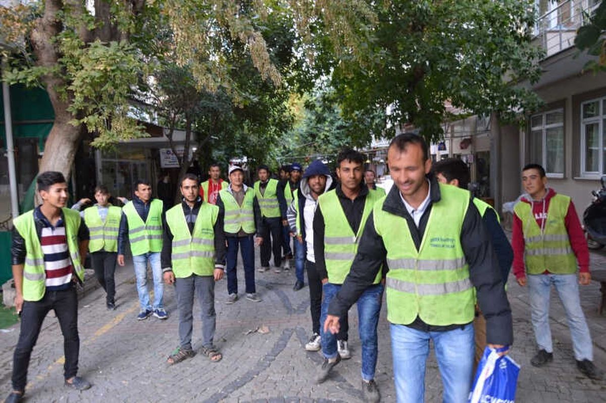 Erdek\'te Temizlik İşçileri Eylem Yaptı
