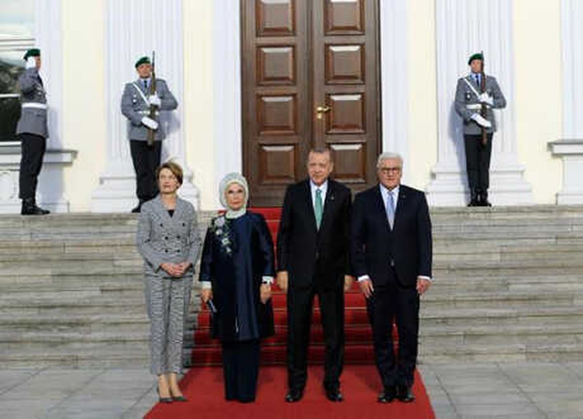 Erdoğan Merkel\'le Görüşmek Üzere Bellevue Sarayı\'nda (3)