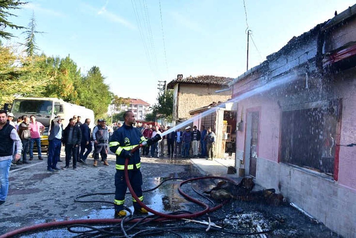 Eskişehir\'de Patlama, 2 Yaralı
