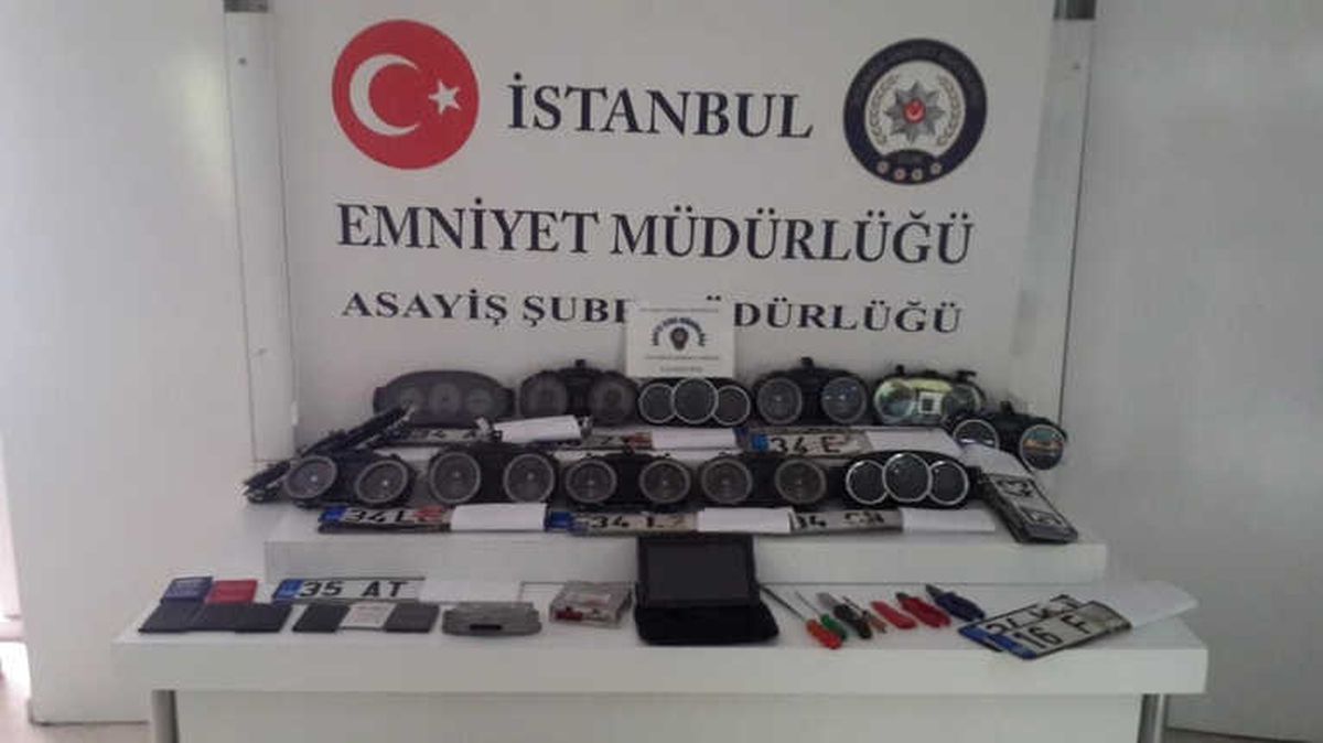 İstanbul\'da Dev Oto Operasyonu: 11 Gözaltı