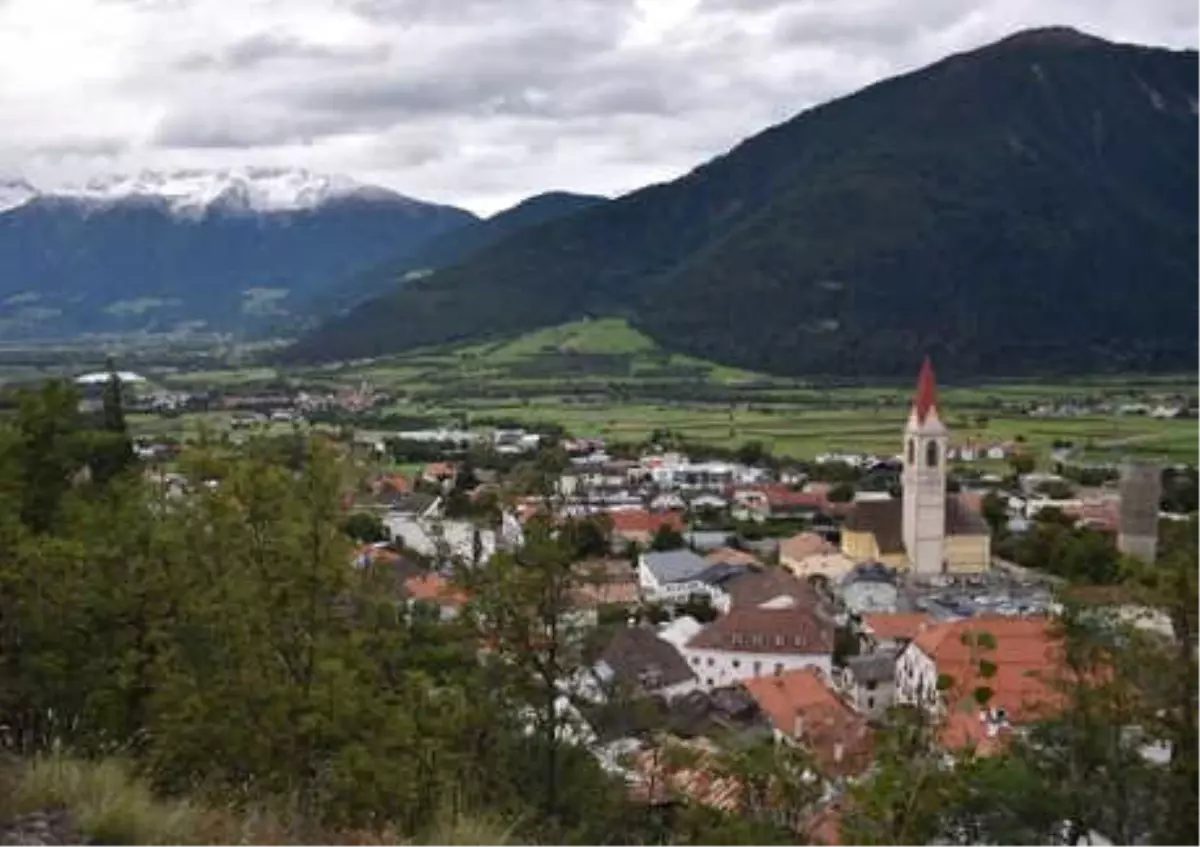 İtalya\'nın Güney Tyrol Bölgesinde Yabancıya Konut Satışı Yasaklandı