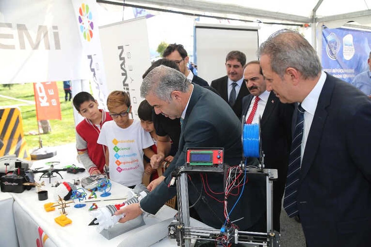 Kayseri Bilim Şenliği Başladı