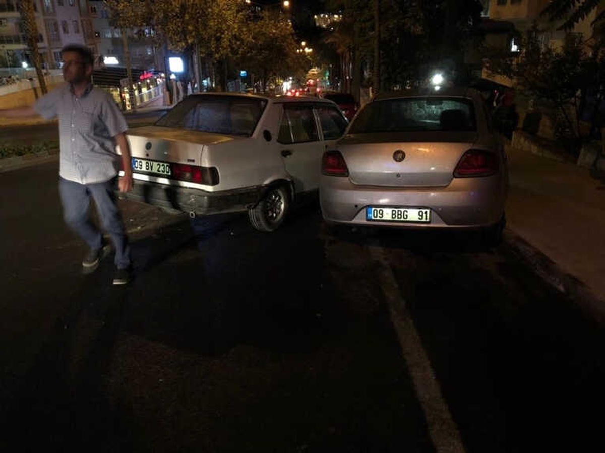 Kuşadası\'nda Trafik Kazası, 1 Yaralı