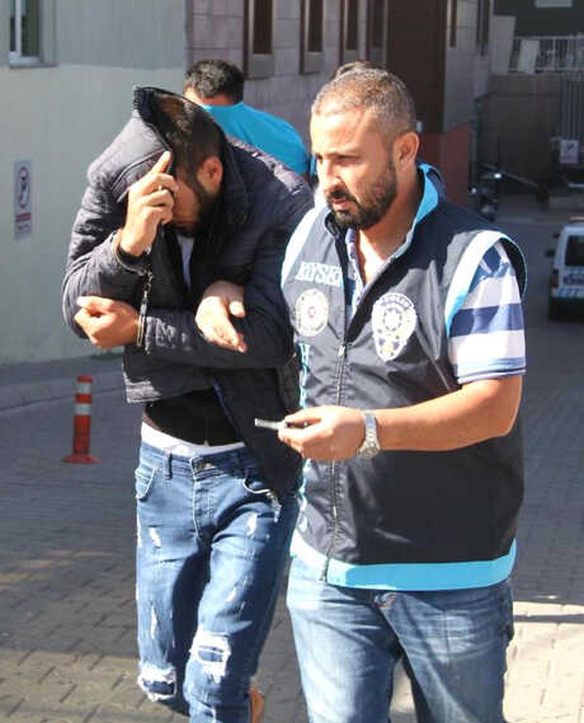 Musluk Hırsızları Yakalandı