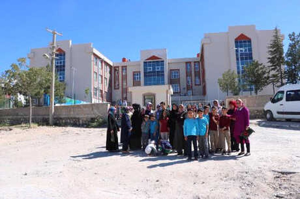 Niğde\'de Öğrenci Velileri, Öğle Arasının Kaldırılmasını İstedi
