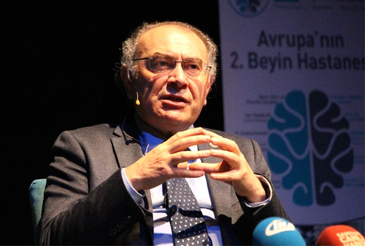 Prof. Dr. Nevzat Tarhan: "Dijital Bir Nesil Var"