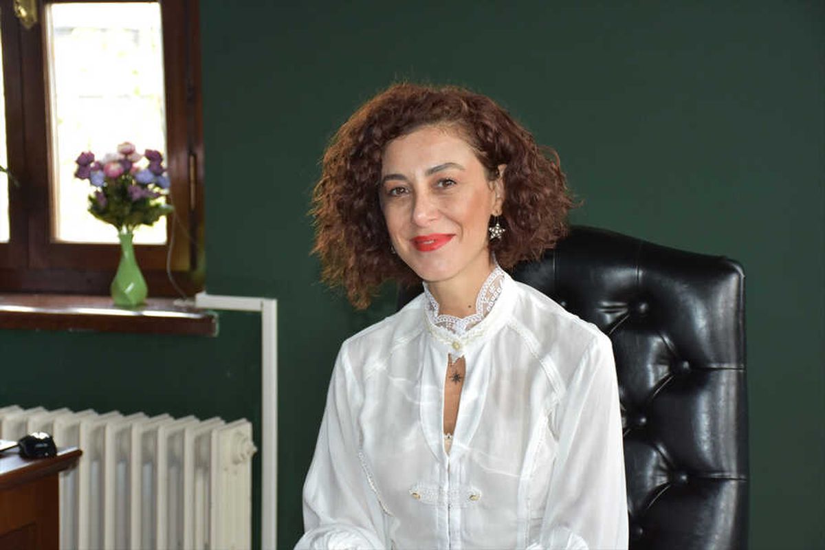 Tdt Müdürü Karahasan, Göreve Başladı