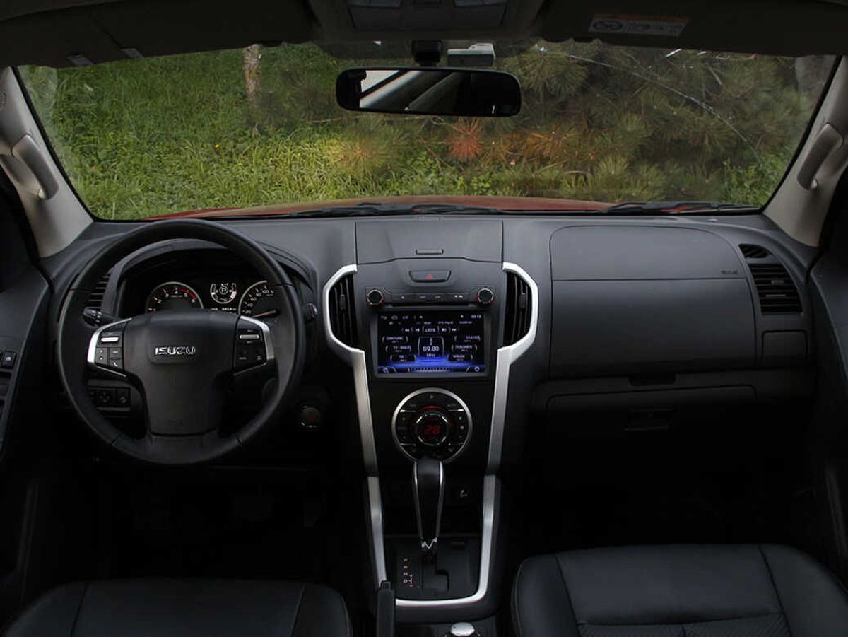 Test Yeni Isuzu D-Max V-Cross 4×4 6a/t