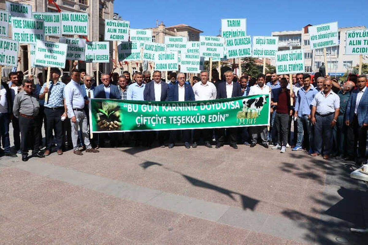 Üreticiler Et İthalatına, Zamlara ve Fırsatçılara Tepkili