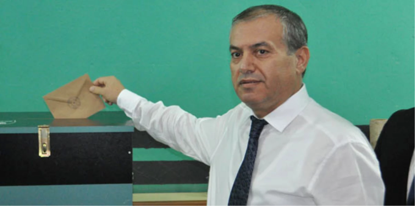 Denizlispor\'da Başkan Mustafa Üstek Güven Tazeledi