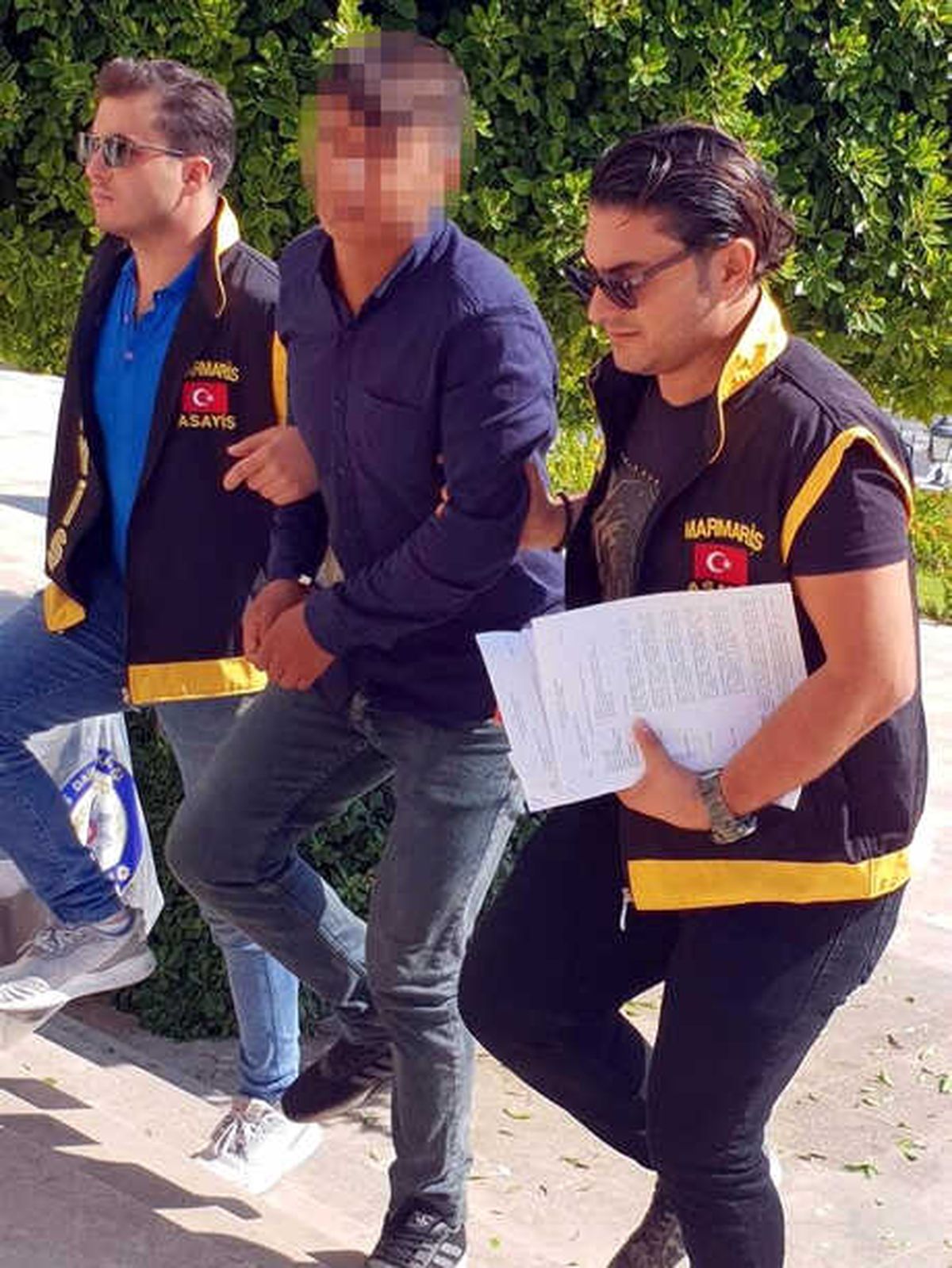 Kavga Ettiği Arkadaşını Şezlongda Uyurken Bıçakladı