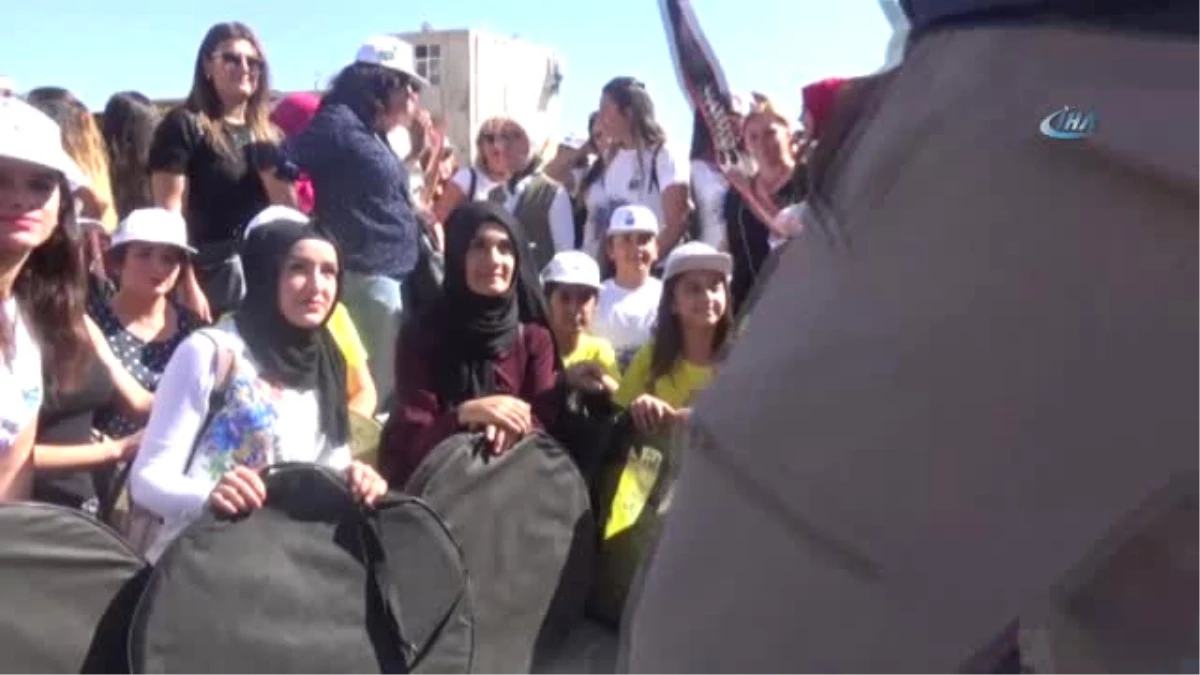 Mardin\'de Binlerce Kadın Sağlık İçin Yürüdü