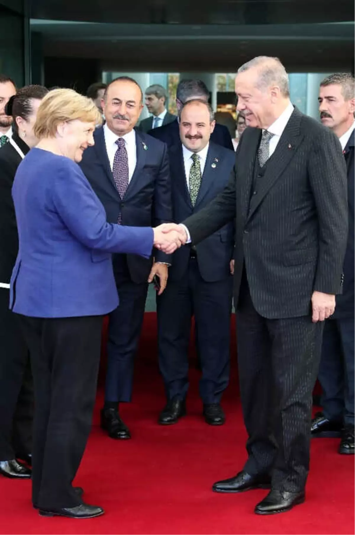 Merkel, Cumhurbaşkanı Erdoğan\'ı Uğurladı