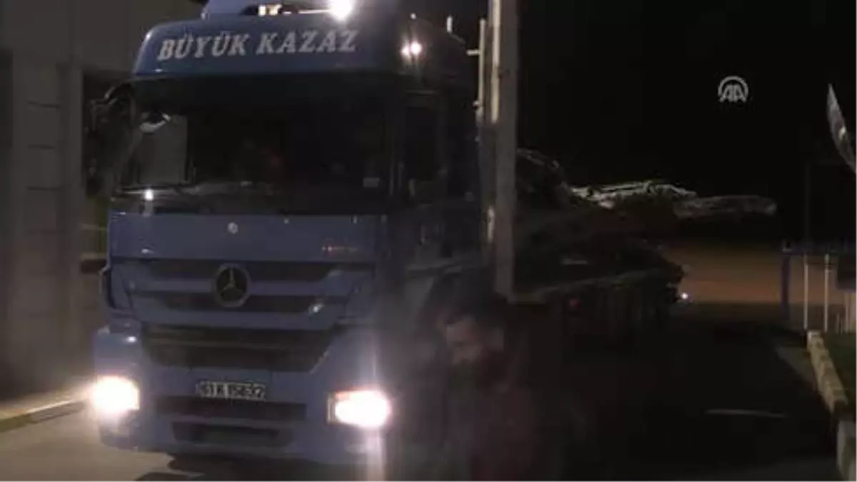 Pistten Çıkan Uçağın Nakil İşlemi Tamamlandı