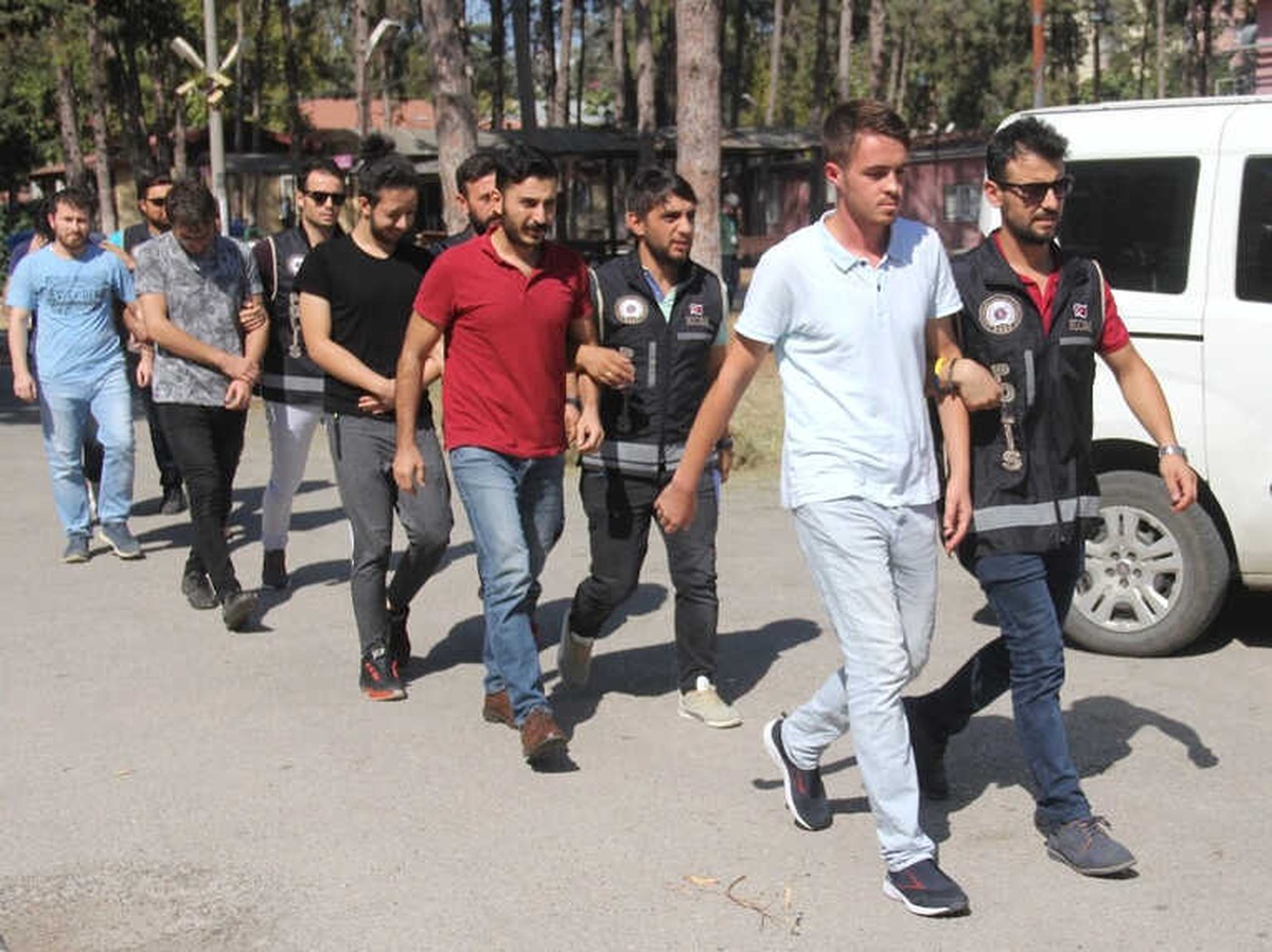Polis ve Askeri Okullardan Atılan Fetö\'cülere Operasyon