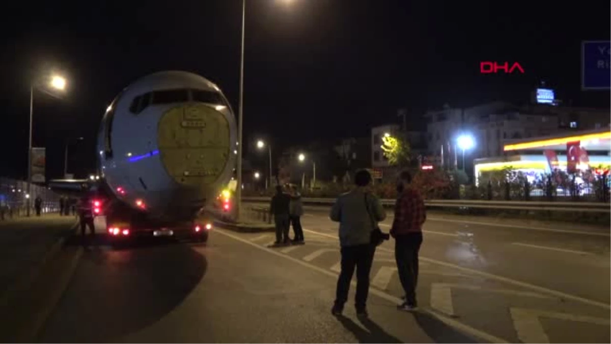 Trabzon - Millet Kıraathanesi Yapılacak Uçağın Nakli Tamamlandı