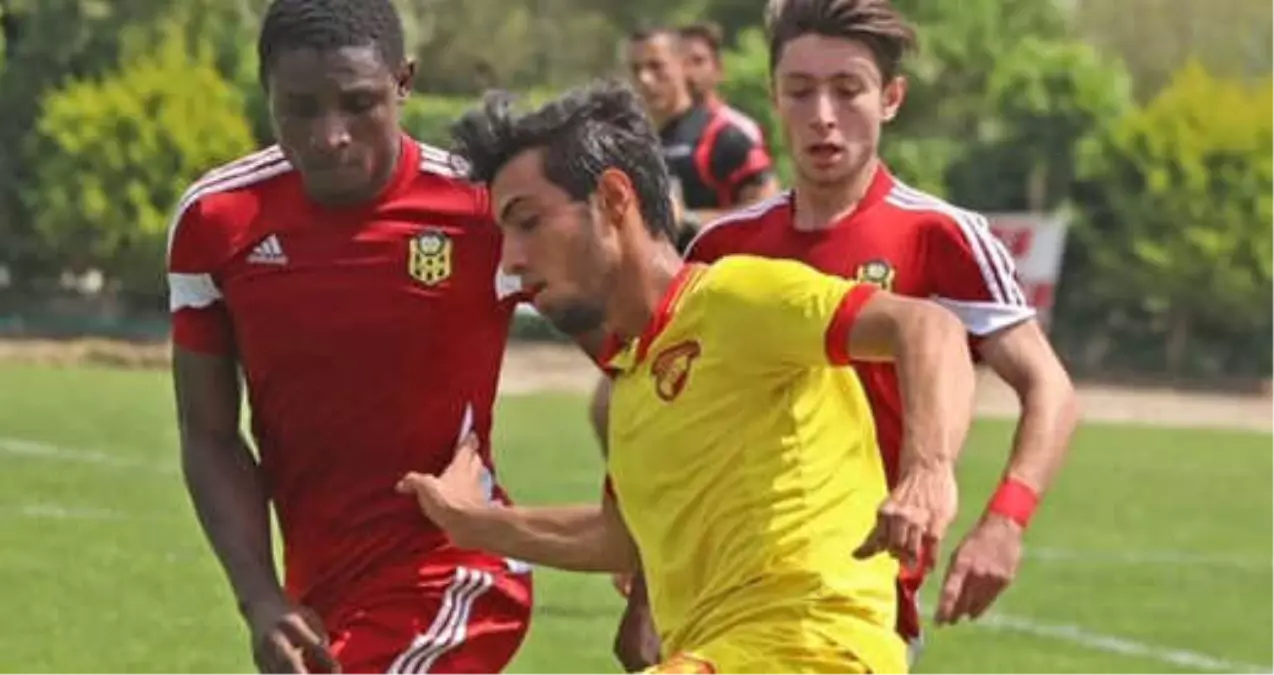 Tropikal Fırtına Nedeniyle, Göztepe-Atiker Konyaspor U21 Maçı Ertelendi